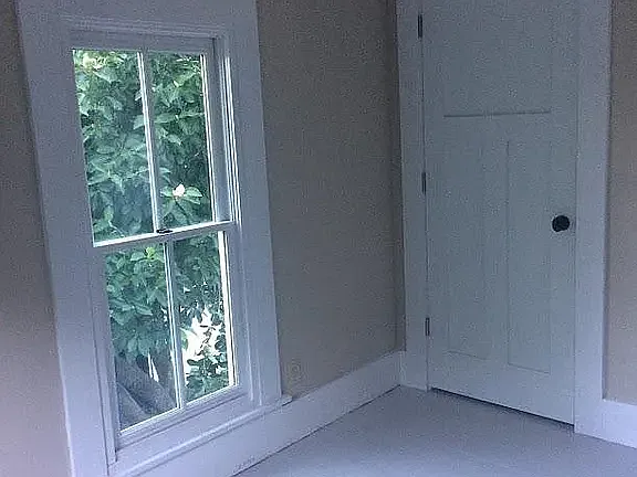 79 N 200 E — Photo 10