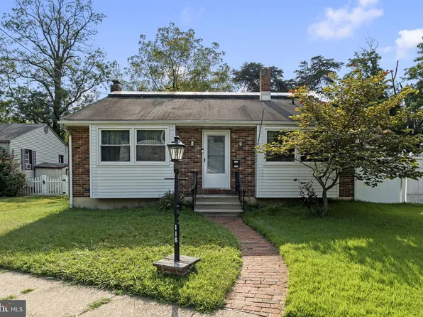 116 Lake Dr, Brooklawn, NJ 08030