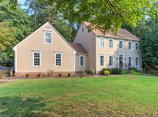 1909 Townsend Forest Ln S, Browns Summit, NC 27214