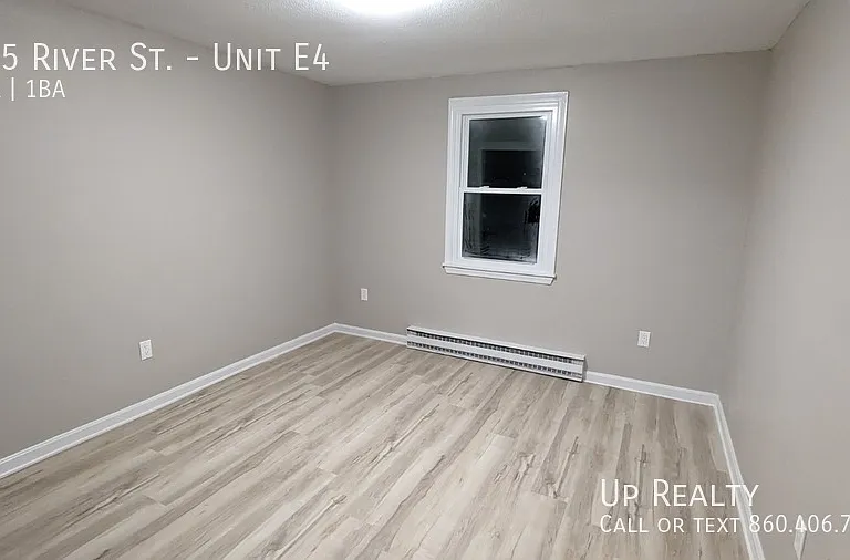 155 River St #E4 — Photo 3