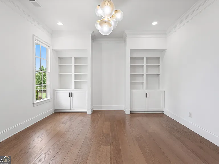 2045 Kent Ct — Photo 46
