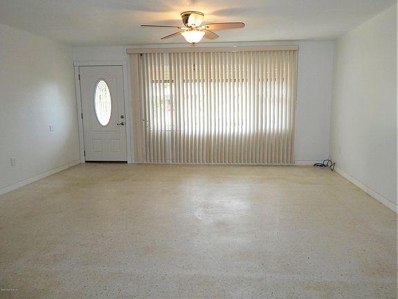 3rd image of 1430 Windward Dr