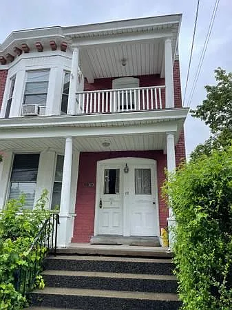 Building Photo - 1303 Hutton St #2F