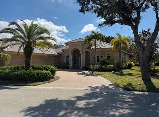 484 Terracina Way, Naples, FL 34119