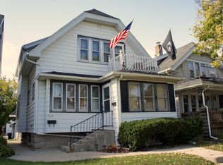 2235 S 68th St, West Allis, WI 53219