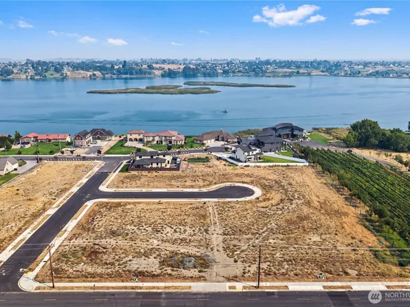3198 W Lakeside Drive, Moses Lake, WA 98837