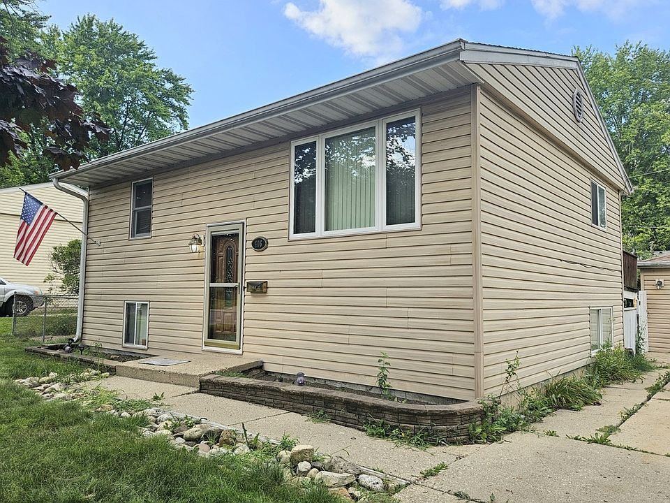 1st image of 406 Singapore Ln