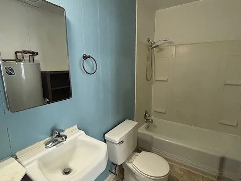 219 S 5th Ave #B — Photo 7