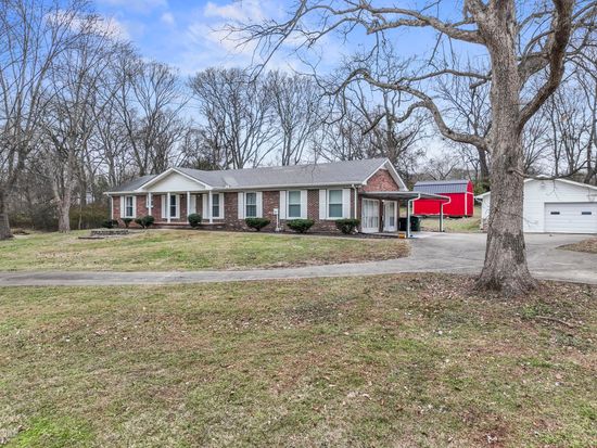 305 Woodlawn Dr, Mount Juliet, TN 37122