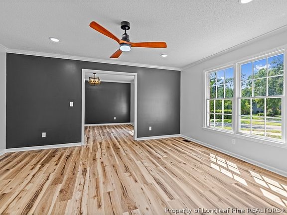 3rd image of 2905 Walden Rd