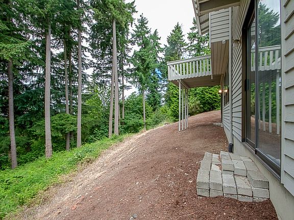 4th image of 7507 135th Ave SE