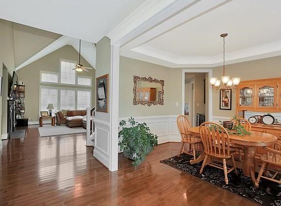 Beautiful moldings!  Crown moldings, chair rail, picture frame moldings, 7 1/4 baseboards on 1st floor and 5 1/4" on 2nd floor, 3 1/4" hardwood flooring!