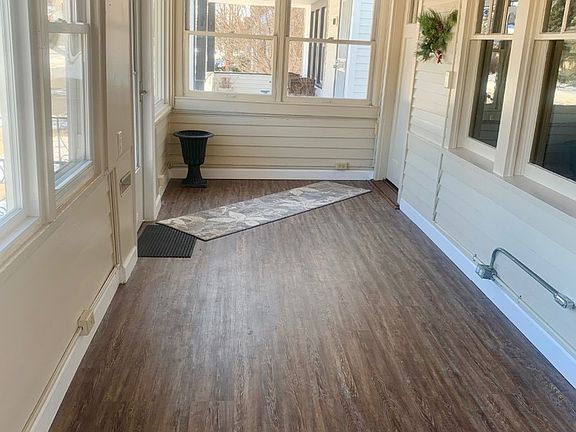 5th image of 4104 N Ottawa Ave