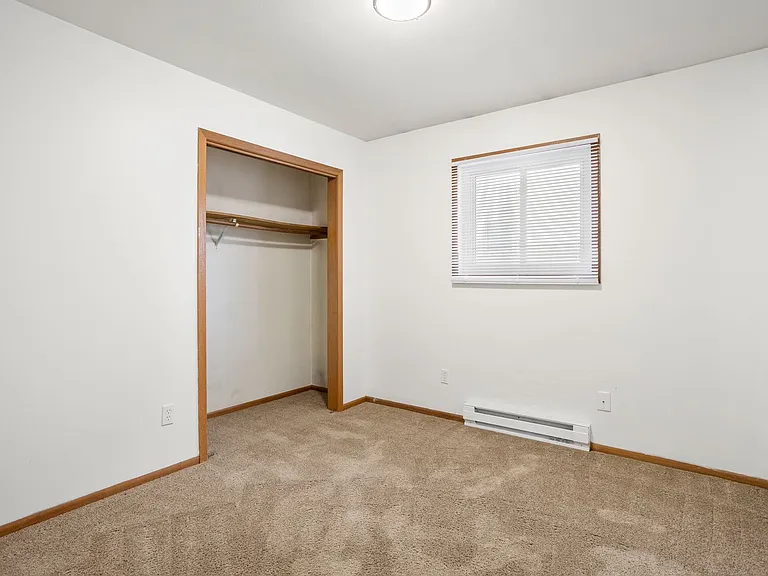 1007 Jackson St — Photo 12