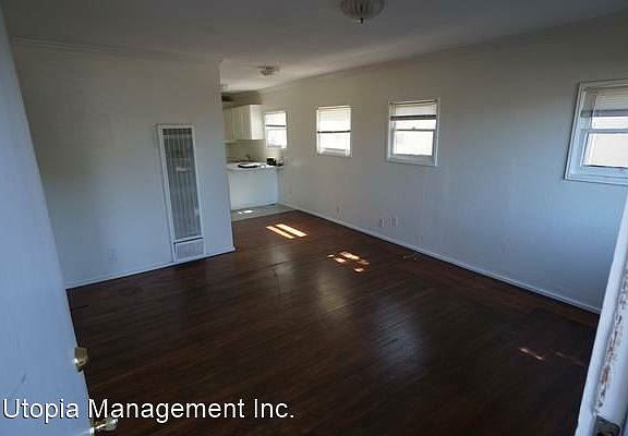 4th image of 3135 Chamoune Ave