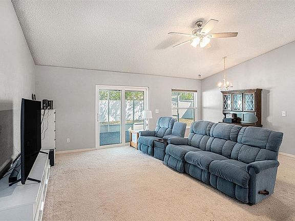 5th image of 5408 Locklear Pl