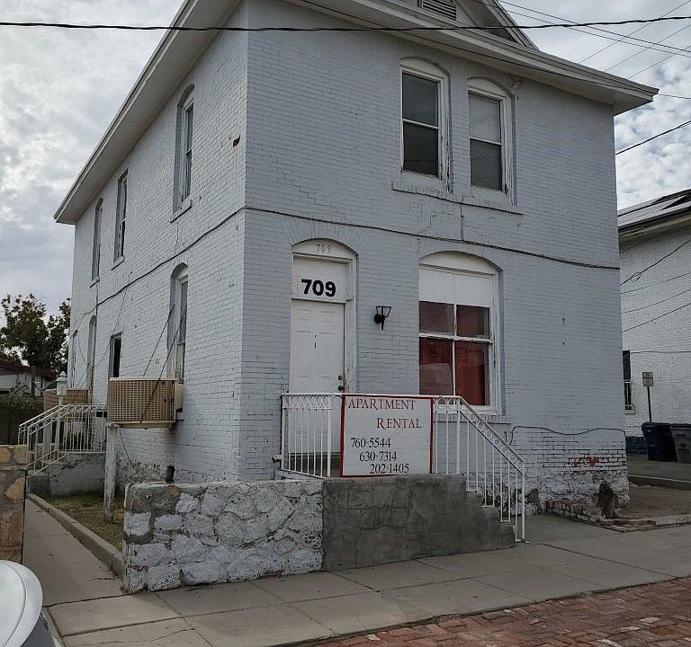 1st image of 709 Brown St #4