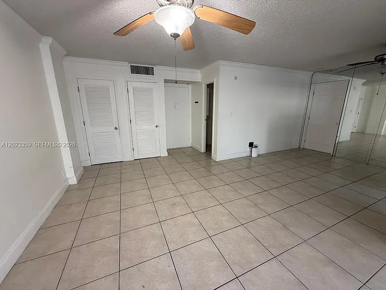 16909 N Bay Rd #720 — Photo 14