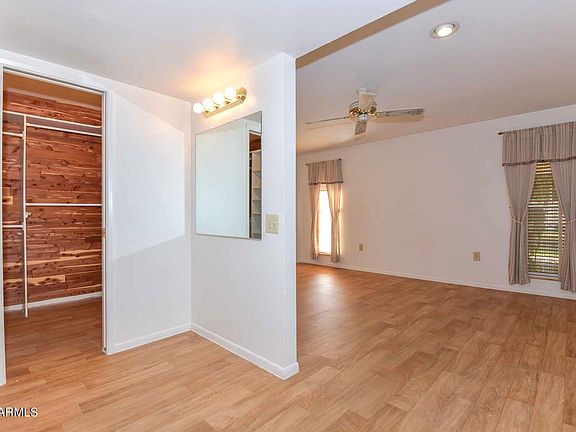 4th image of 17890 N 99TH Drive