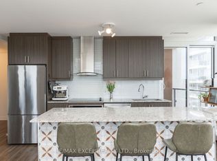 9618 Yonge St #1106, Richmond Hill, ON L4C 0X5