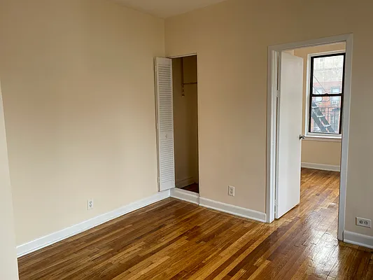 Rented by Bauman Realty Group | media 20