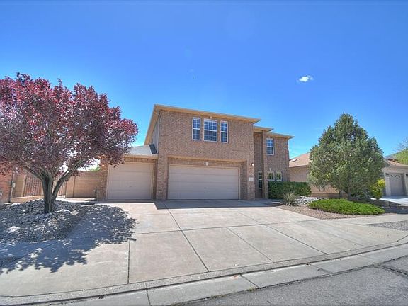 2nd image of 4704 Spring Vale Rd NW
