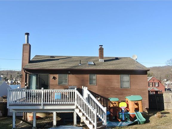 4th image of 339 Lake Plymouth Blvd