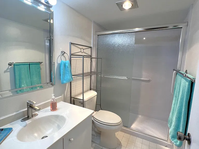 3402 Bimini Ln #G4 — Photo 13