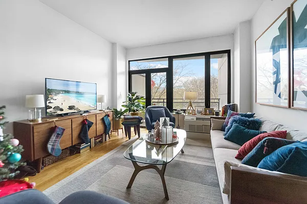 Rented by Corcoran | media 2