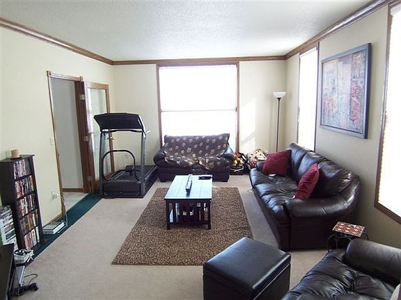 3rd image of 1511 Island Park Dr NW