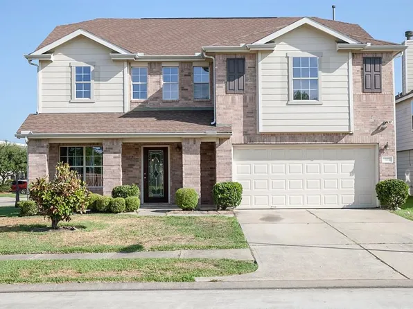 303 Remington Green Ct, Houston, TX 77073