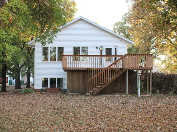 220 Linden St, Kindred, ND 58051