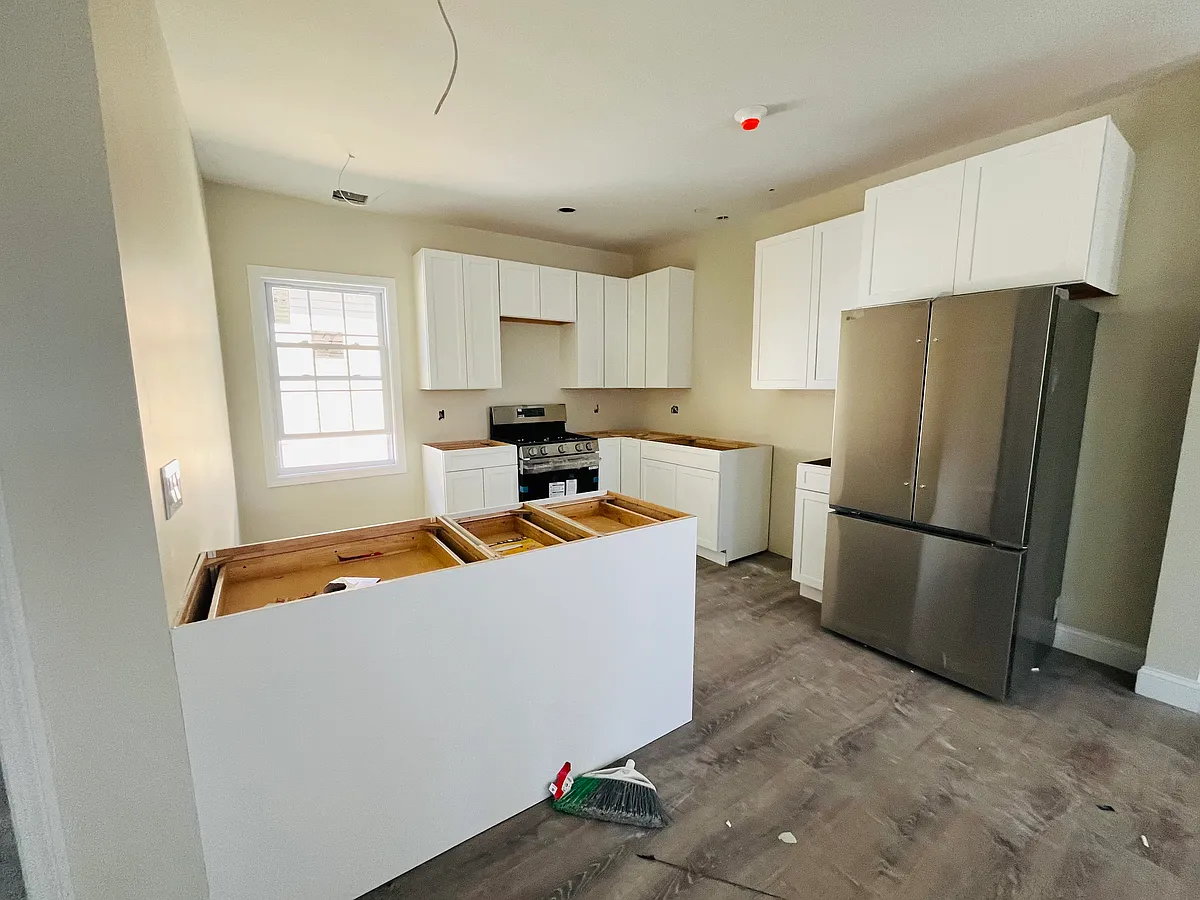 Building Photo - 12 Monticello St #1