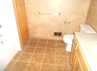 14889 Oakwood Pl, Savage, MN 55378
