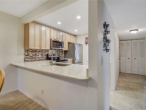 3rd image of 1702 Kings Lake Blvd #8-101