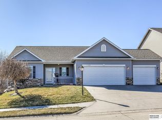 17559 Taylor St, Omaha, NE 68116