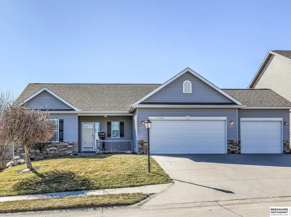 17559 Taylor St, Omaha, NE 68116