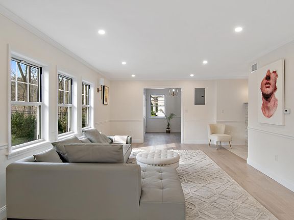 4th image of 4A Brook Ln