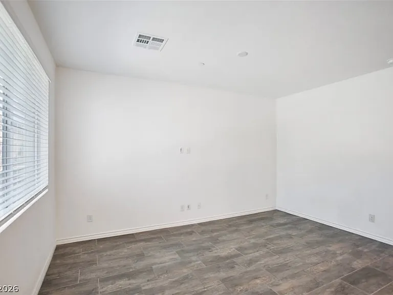 20 Barbara Ln #87 — Photo 5
