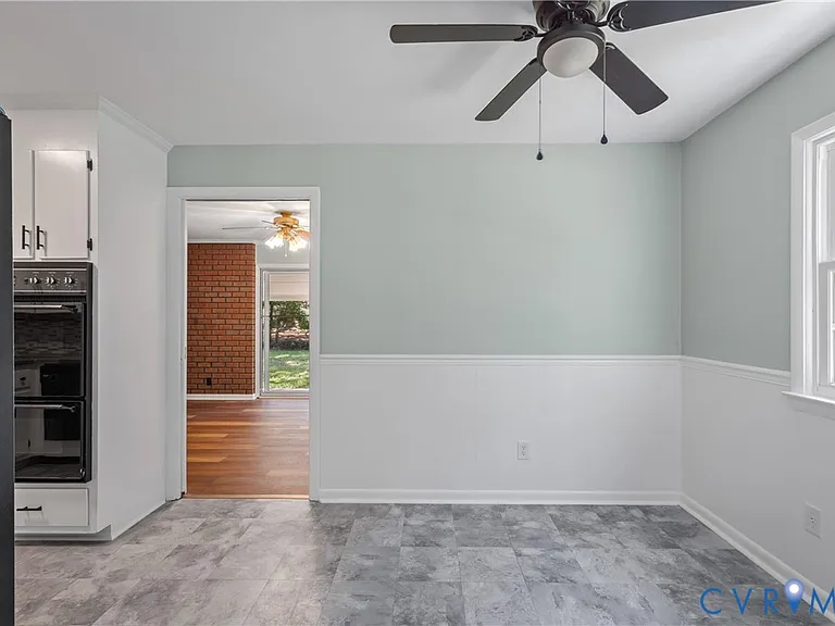 552 S 22nd Ave — Photo 14