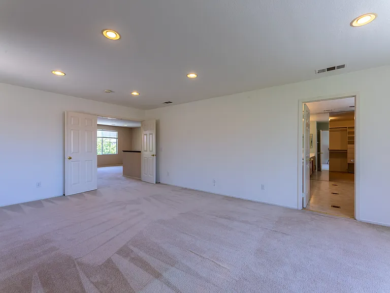 14 Monument Pl — Photo 18