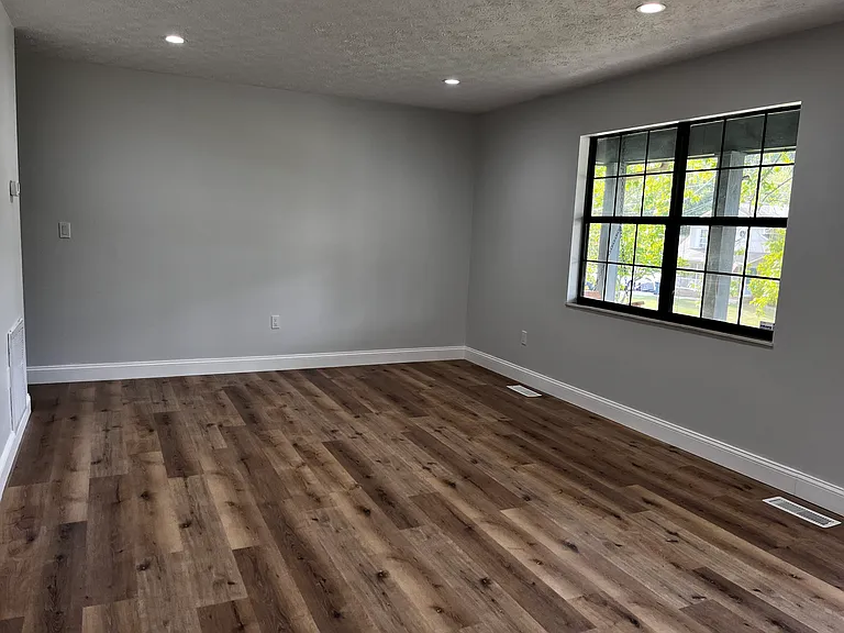 208 Mount David Dr — Photo 12