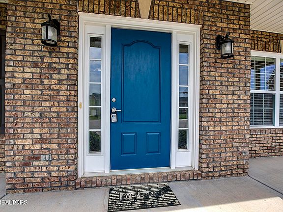 4th image of 1737 Golden Nugget Ln