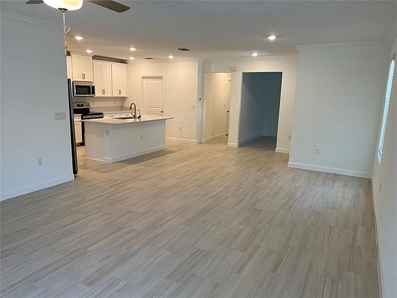 4th image of 16831 Forge Surf St