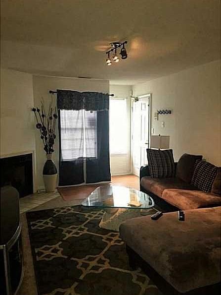 1st image of 351 Fort Worth Ave