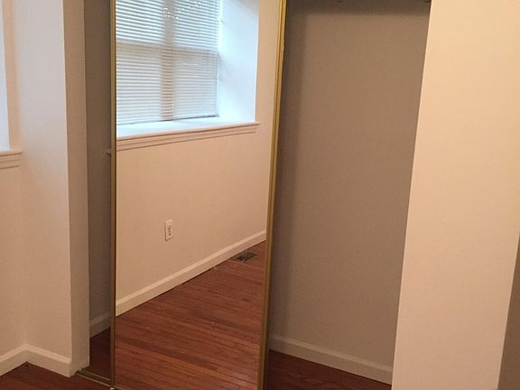 3rd image of 1050 Jackson St Floor 2
