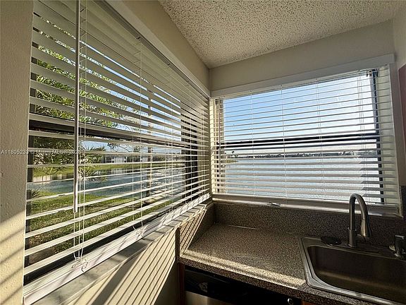 3rd image of 1280 S Franklin Ave #1280J