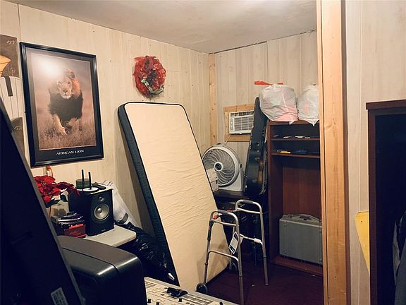 3rd image of 6846 Avenue S