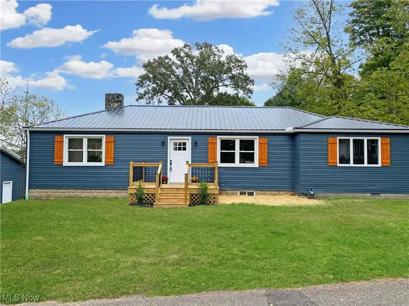 823 Lake Dr, Ashland, OH 44805