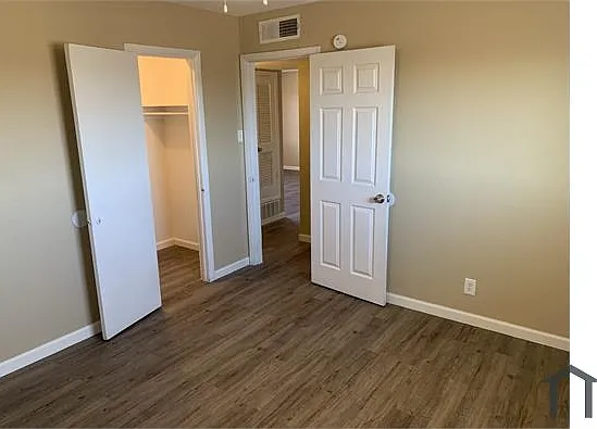 2 bed, 890 sqft, $985 — Photo 2
